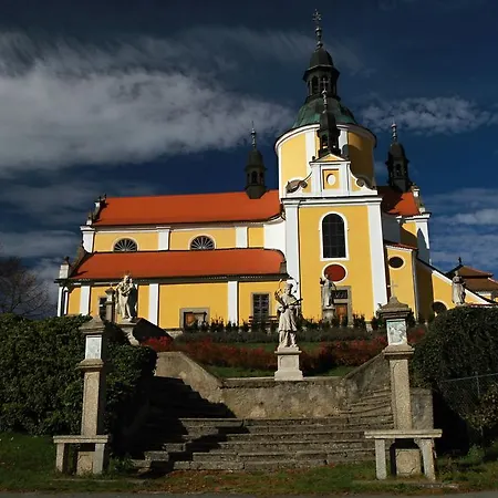 U Lípy Suchdol nad Luznici