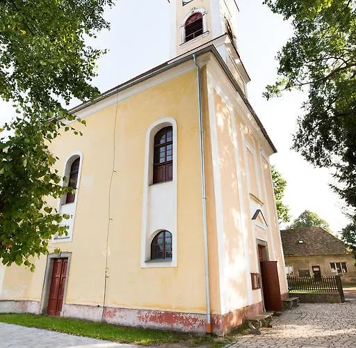 U Lípy Suchdol nad Luznici